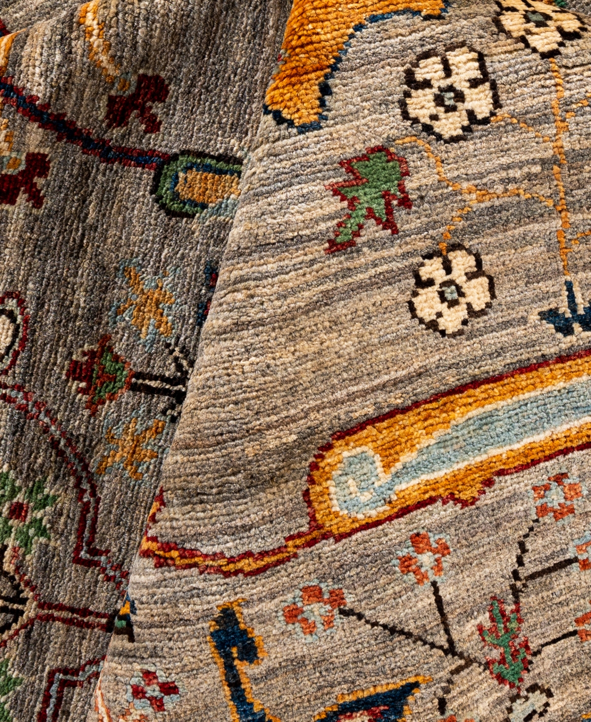 Adorn Hand Woven Rugs Serapi M0103-208 8'1"x9'9" Area Rug In Brown