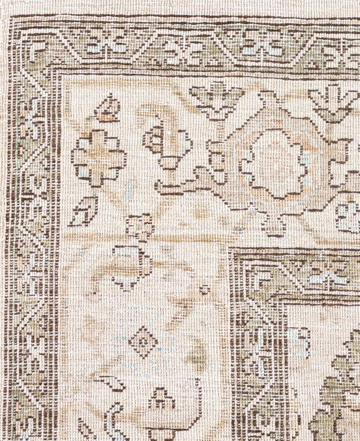 Adorn Hand Woven Rugs Serapi M0103-220 7'9"x10'3" Area Rug In White