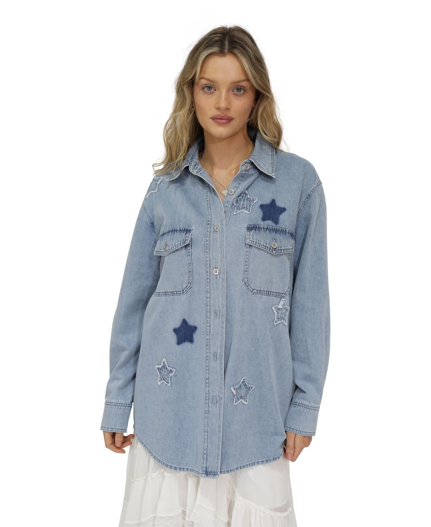 Женская рубашка Belle & Bloom Stargazer Patch Detail Denim Shirt, цвет: Стоунвош — фото 2