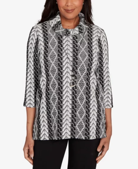 Petite Jet Setter Cable Jacquard Knit Top with Necklace - Black/White