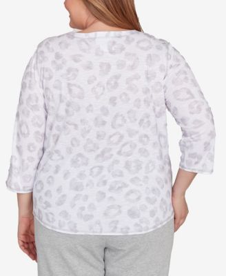 Plus Size Casual Vibe Monotone Crew Neck Animal Top