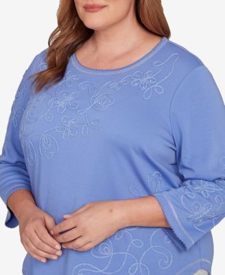 Plus Size Casual Vibe Asymmetrical Floral Embroidered Detail Top