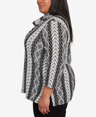 Plus Size Jet Setter Cable Jacquard Knit Top with Necklace