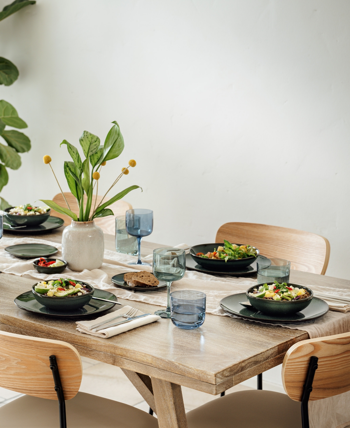Villeroy & Boch Lave Serving Platter In Green