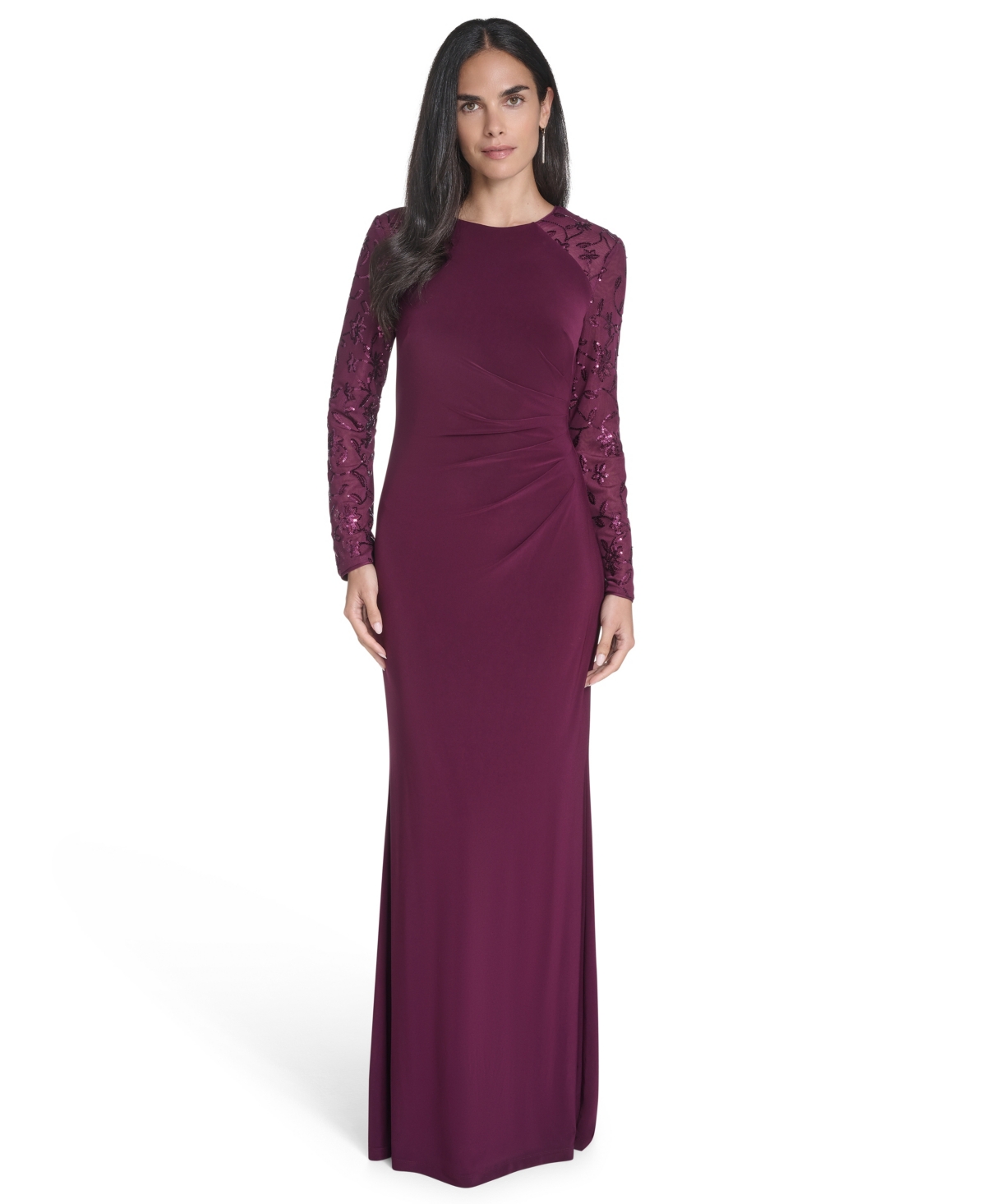 Jessica Howard Petite Raglan Sleeve Gown In Burgundy