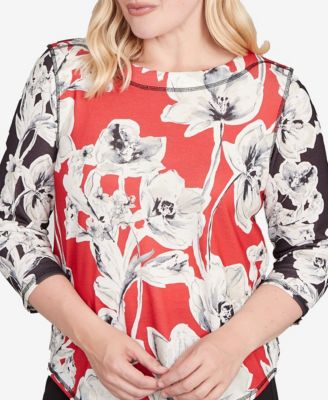 Women's Jet Setter Dynamic Floral Vintage Watercolor Top