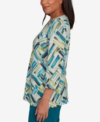 Women's Lake Champlain Detailed V Neck Brushstroke Top