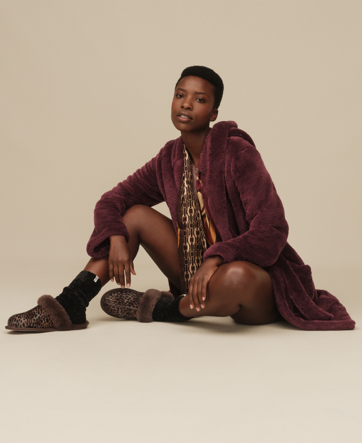 Ugg Women's Aarti Belted Fleece Robe In Burgundy