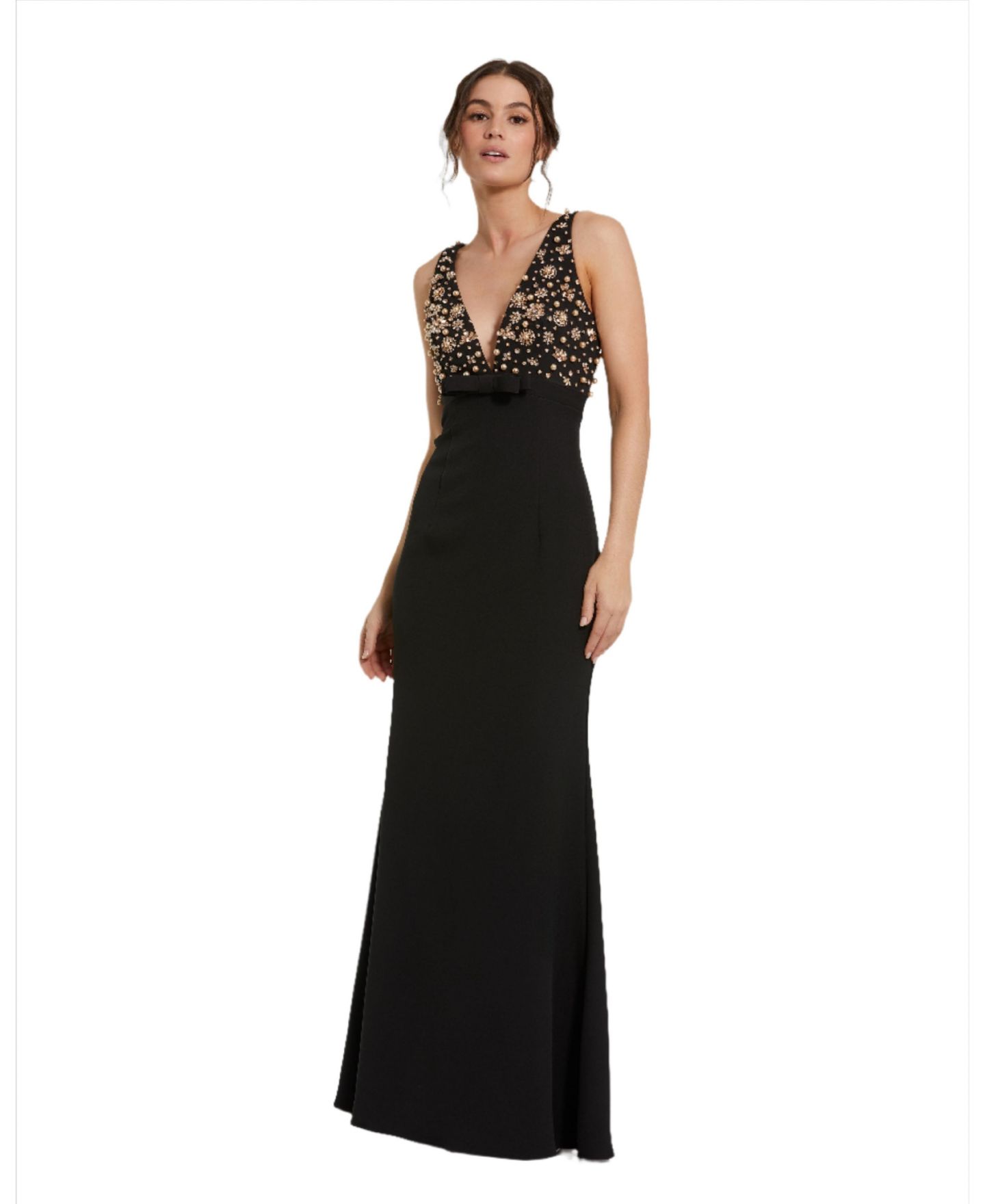 Женское платье Mac Duggal Crepe Sleeveless Beaded V Neck Gown With Bow, цвет: Чёрный — фото 1