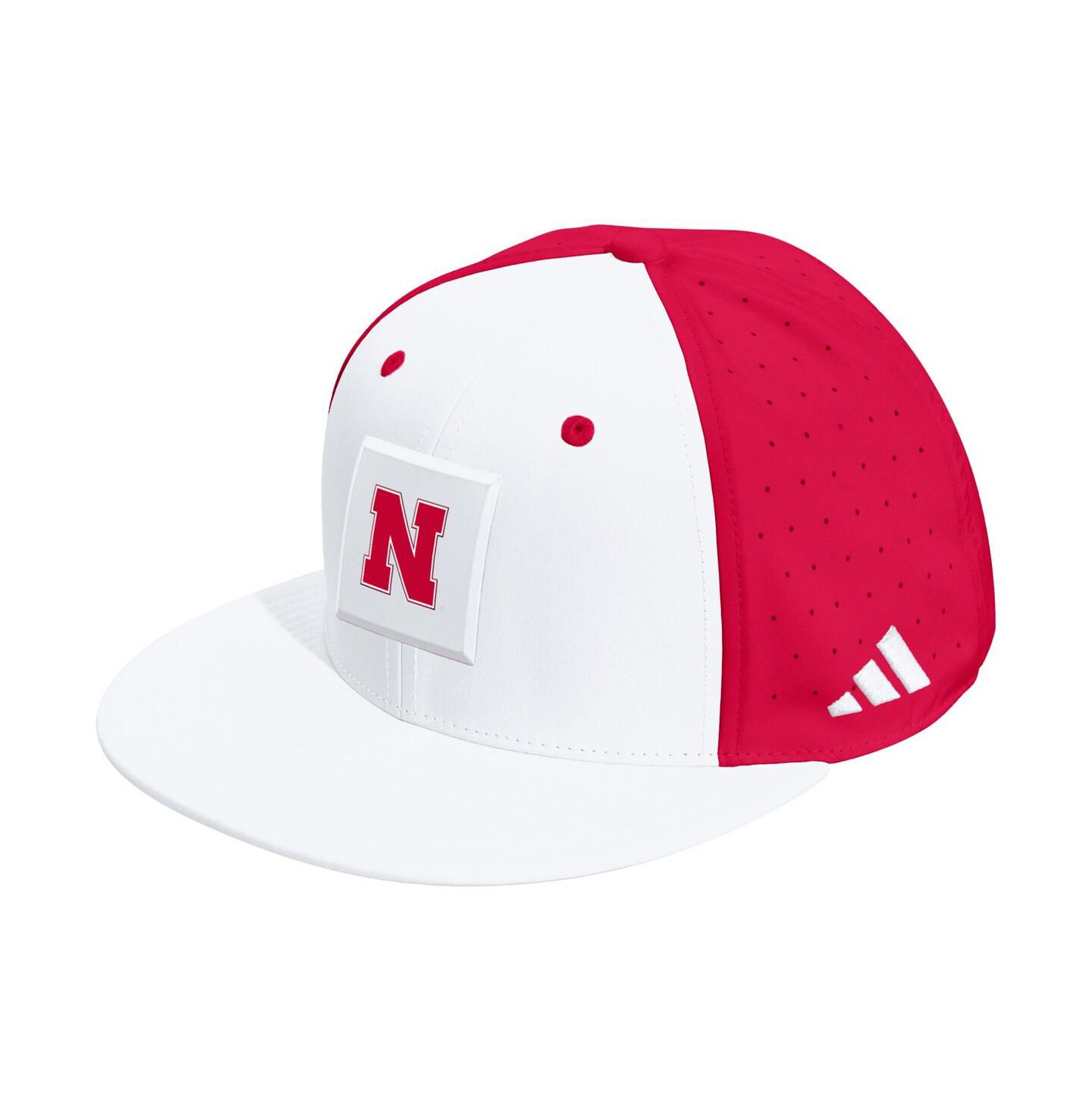 Кепка adidas White/Scarlet Nebraska Huskers Performance Flat Bill Adjustable Hat — фото 1