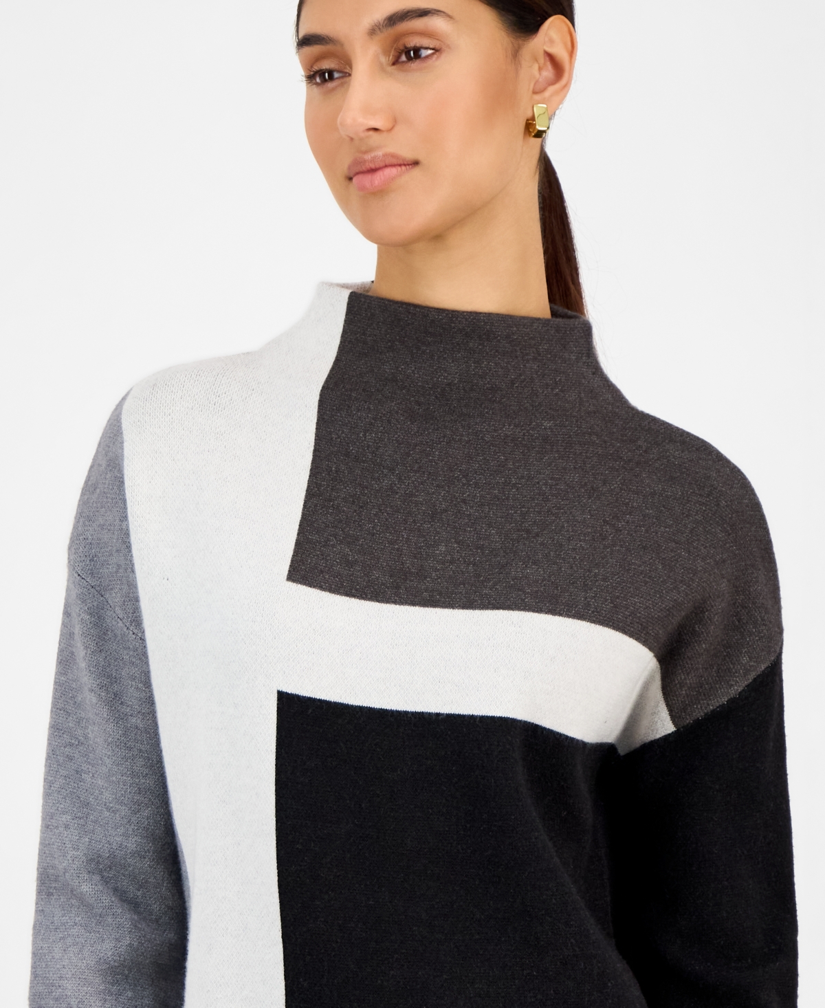 T Tahari Women's Colorblocked Funnel-neck Sweater In Gray