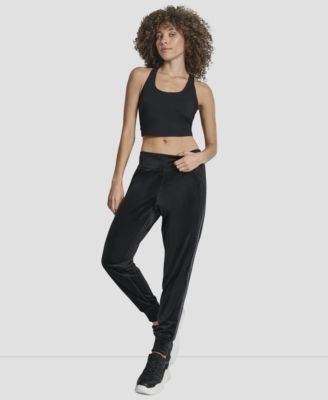 DKNY