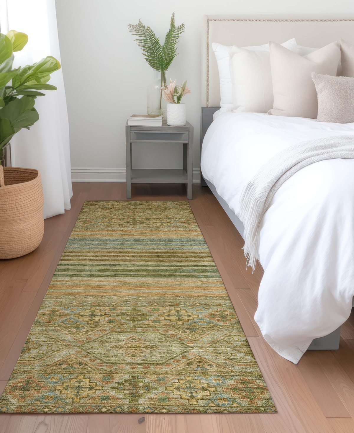 Dalyn Tabrook Tb7 2'3"x7'6" Runner Area Rug In Green