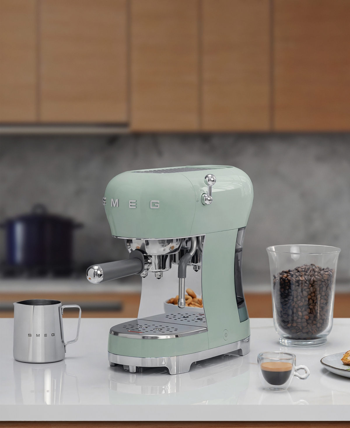 Smeg 50's Retro Style Manual Espresso Machine In Green