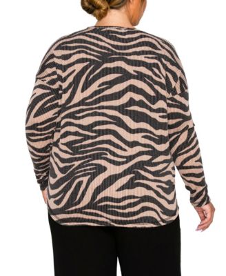 Plus Size Textured Zebra V Neck Dolman Top