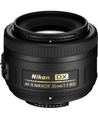 35mm f/1.8G AF-S DX AF NIKKOR Lens  - Bundlewith 52mm Filter Kit, Lens Cap Leash, ProfessionalLens Cleaning Kit