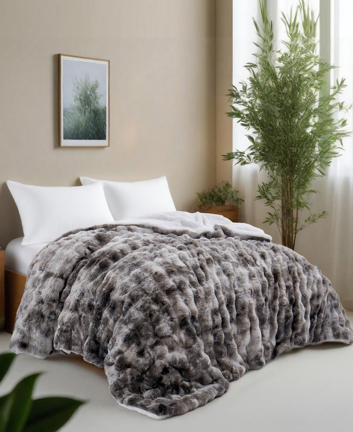 Unikome Faux Fur Reversible Comforter, King In Multi