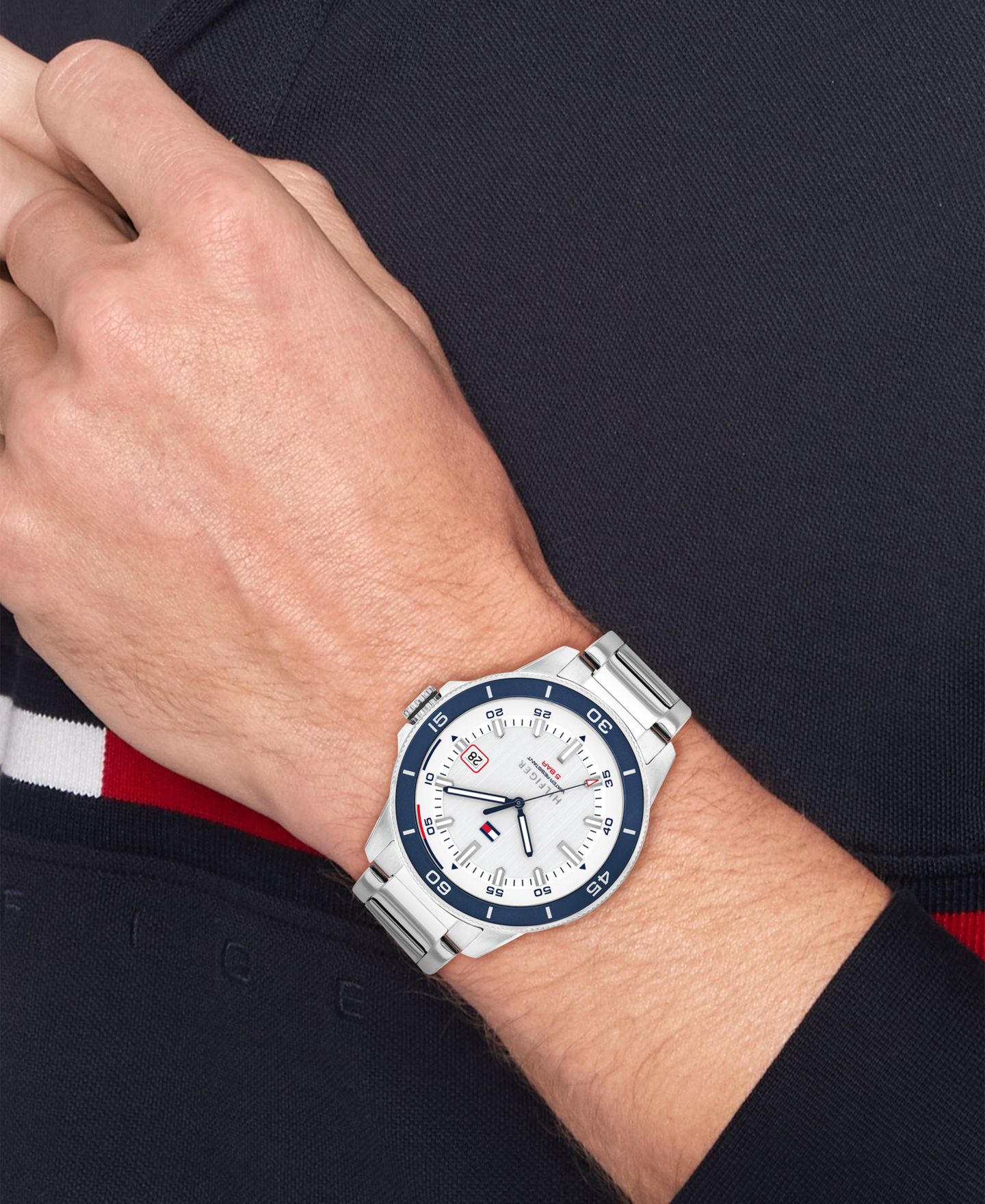 Мужские часы Tommy Hilfiger Quartz Silver Tone Stainless Steel Bracelet Watch, 43mm — фото 4