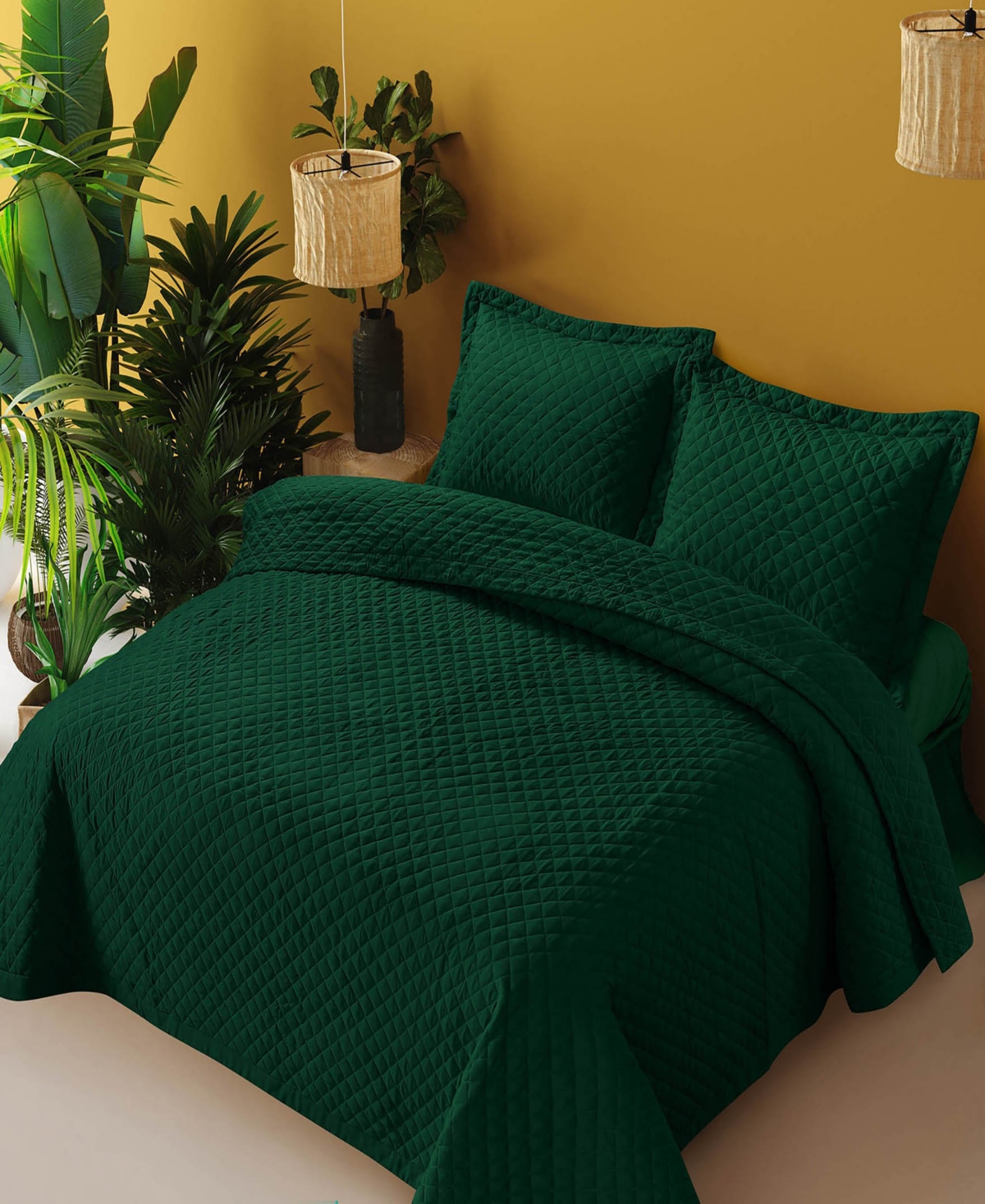Tribeca Living Brisbane Microfiber Solid Oversized Quilt Set, Queen In Green