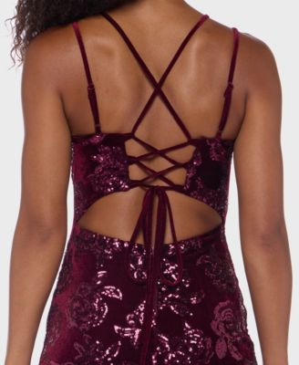 Juniors' Sequin Embellished Sweetheart Neck Short Dress