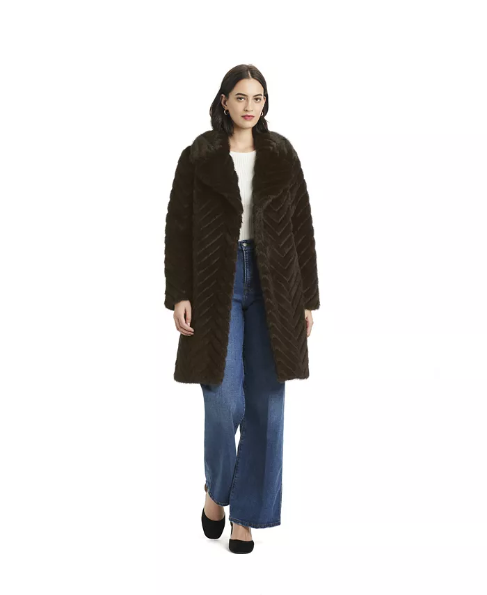 Women's Chevron Textured Faux-Fur Coat