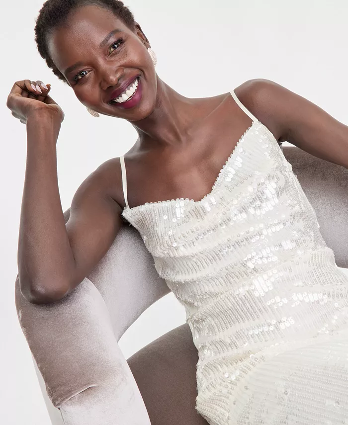 Women's Sleeveless Sequin Dress - thumbnail 2