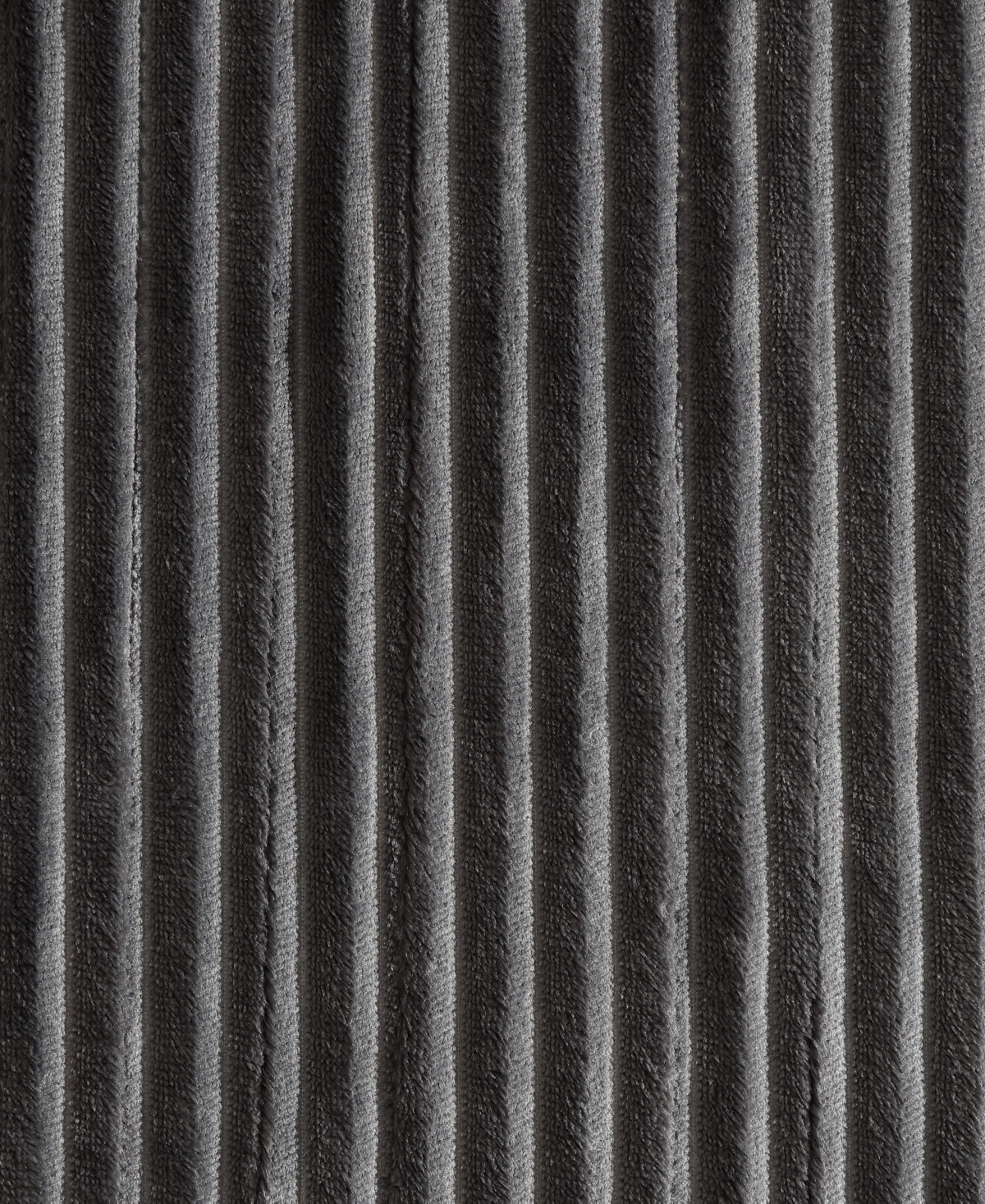 Eddie Bauer Mountain Valley Ribbed Plush Heated Throw, 70" x 50"