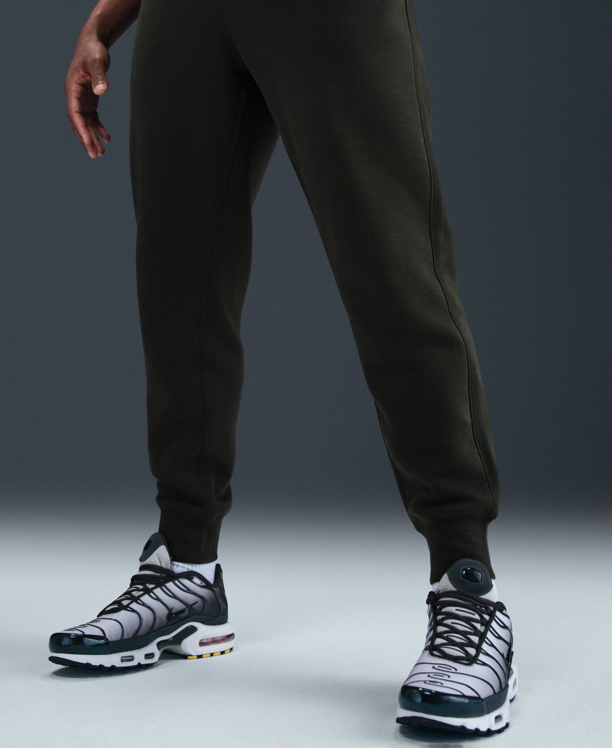 Nike Club Men's Fleece Drawstring Joggers Pants In Black