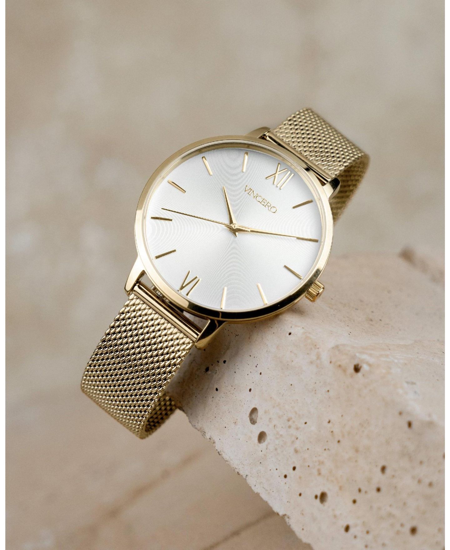 Женские часы Vincero Eros Watch Stainless Steel with Mineral Crystal Glass, цвет: Золотой атласный — фото 3