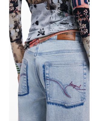 Women's Jeans with buttons