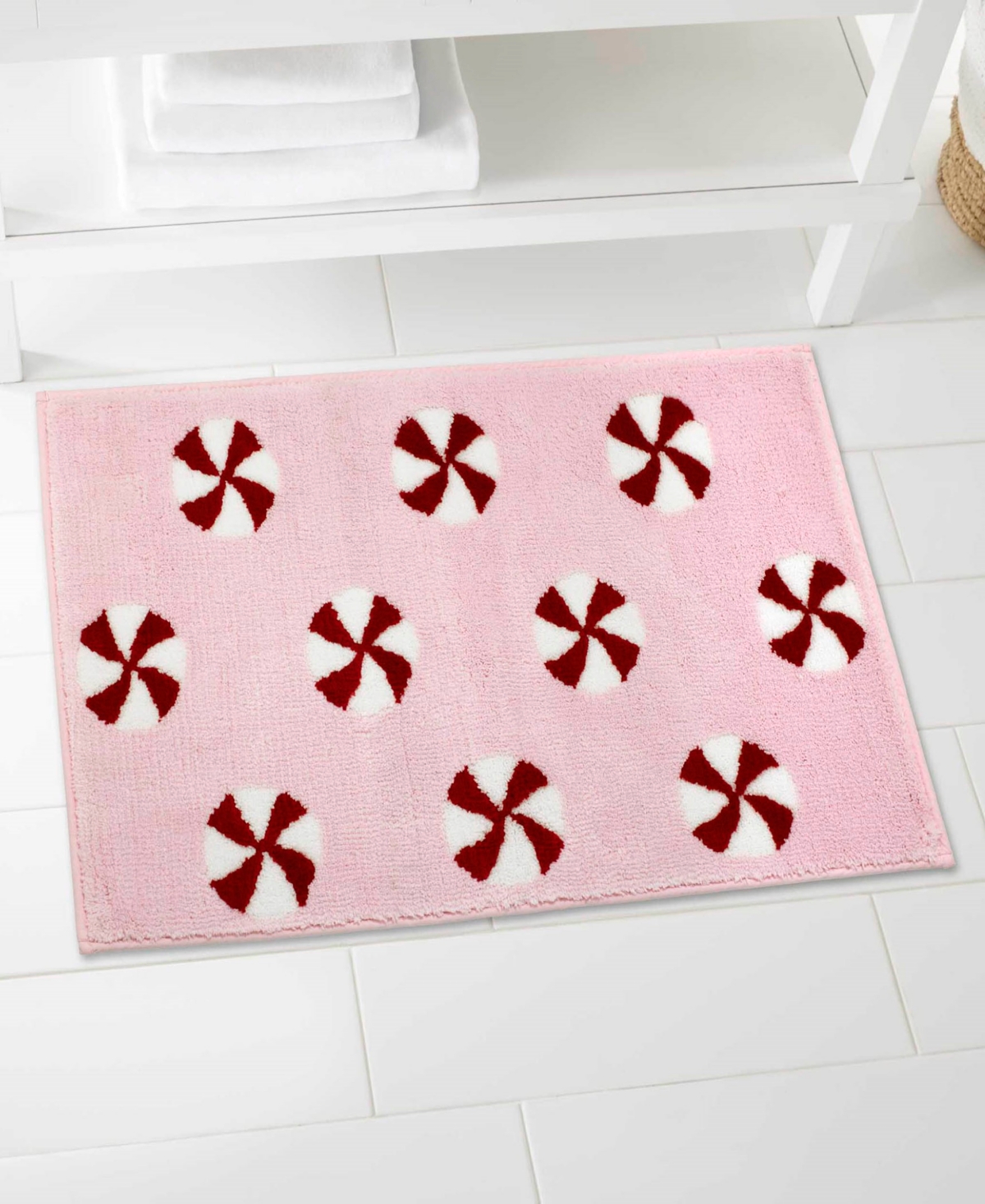 Avanti Peppermint Candy Polyester Bath Rug, 20" X 32" In Pink