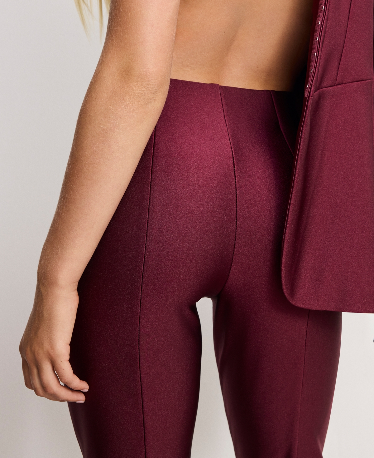 Good American Women's Dolly Jolean Compression Shine High Rise Pants, Regular & Plus Size In Burgundy