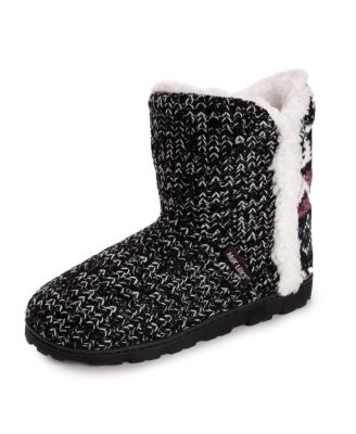 MUK LUKS