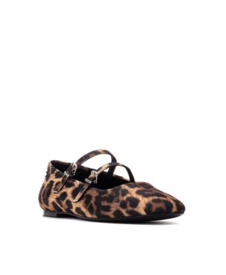 Women's Mary Jane Ballet Flats By XTI