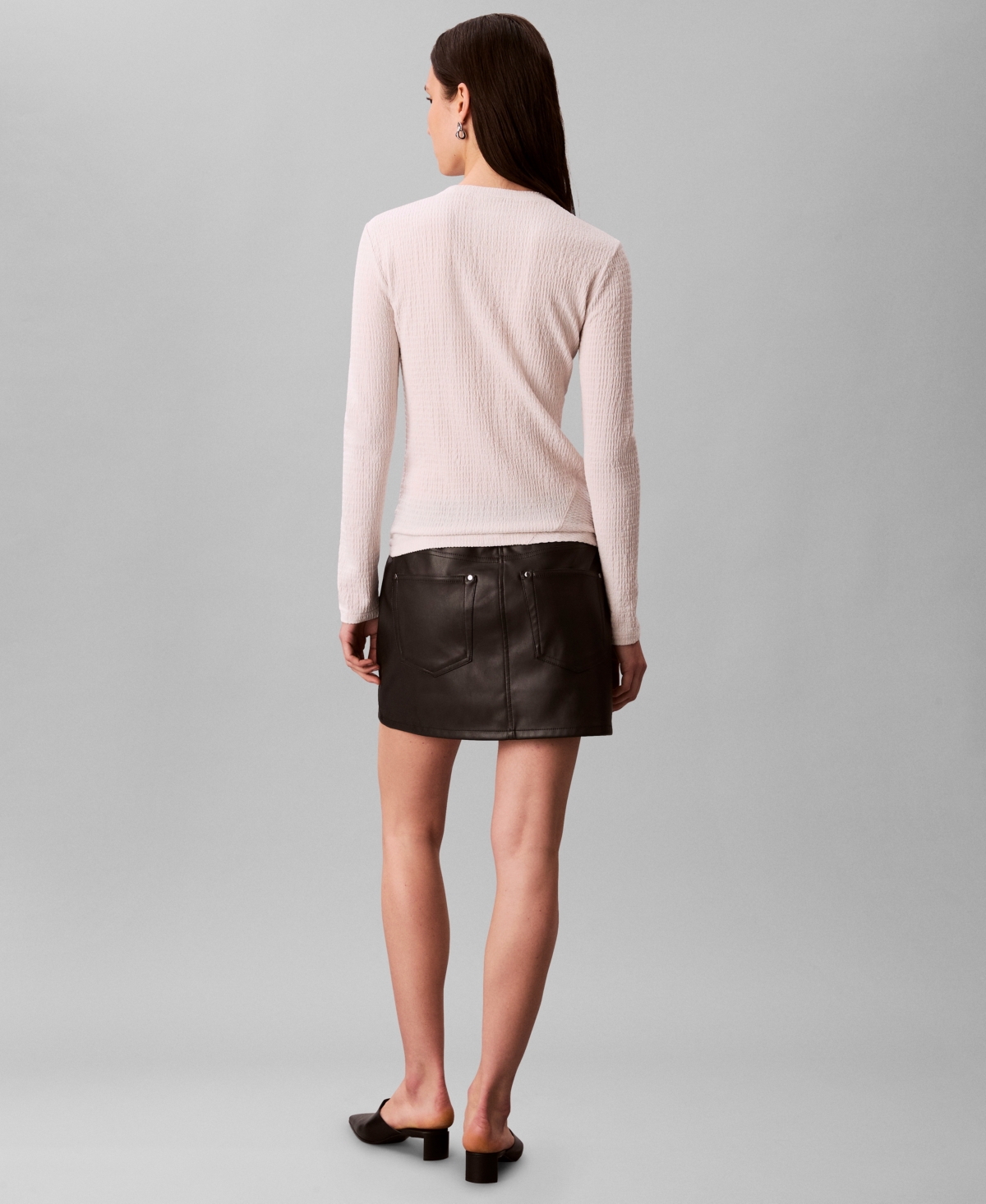 Calvin Klein Women's Long Sleeve Textured Knit Slim Top In Neutral