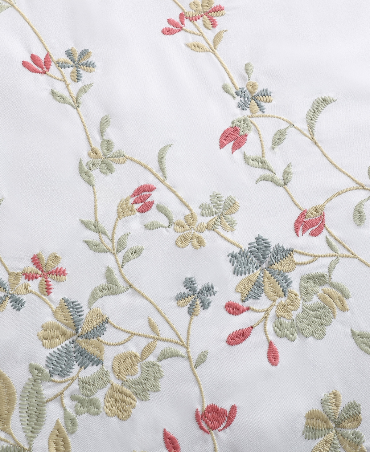 Hallmart Collectibles Jansy Embroidered 5-pc. Comforter Sets In White