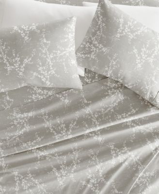 Delicate Details 4-P.c. Sheet Set, Queen