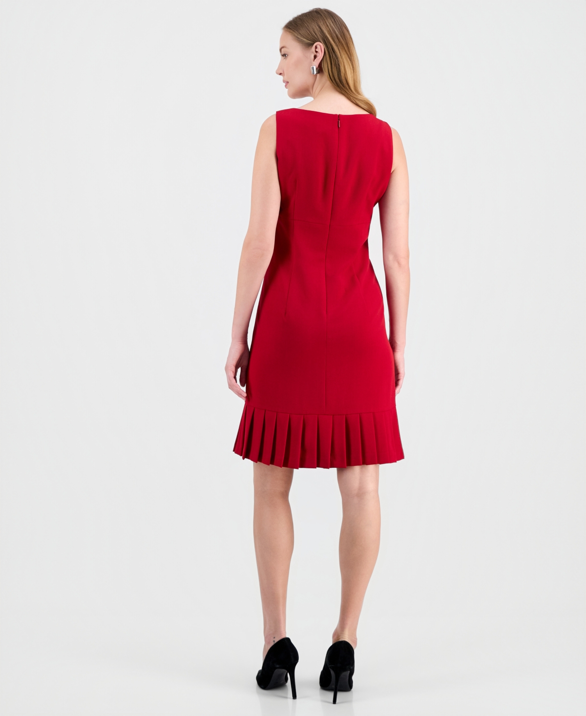 Kasper Women's Sleeveless Pleated-hem Sheath Dress In Red
