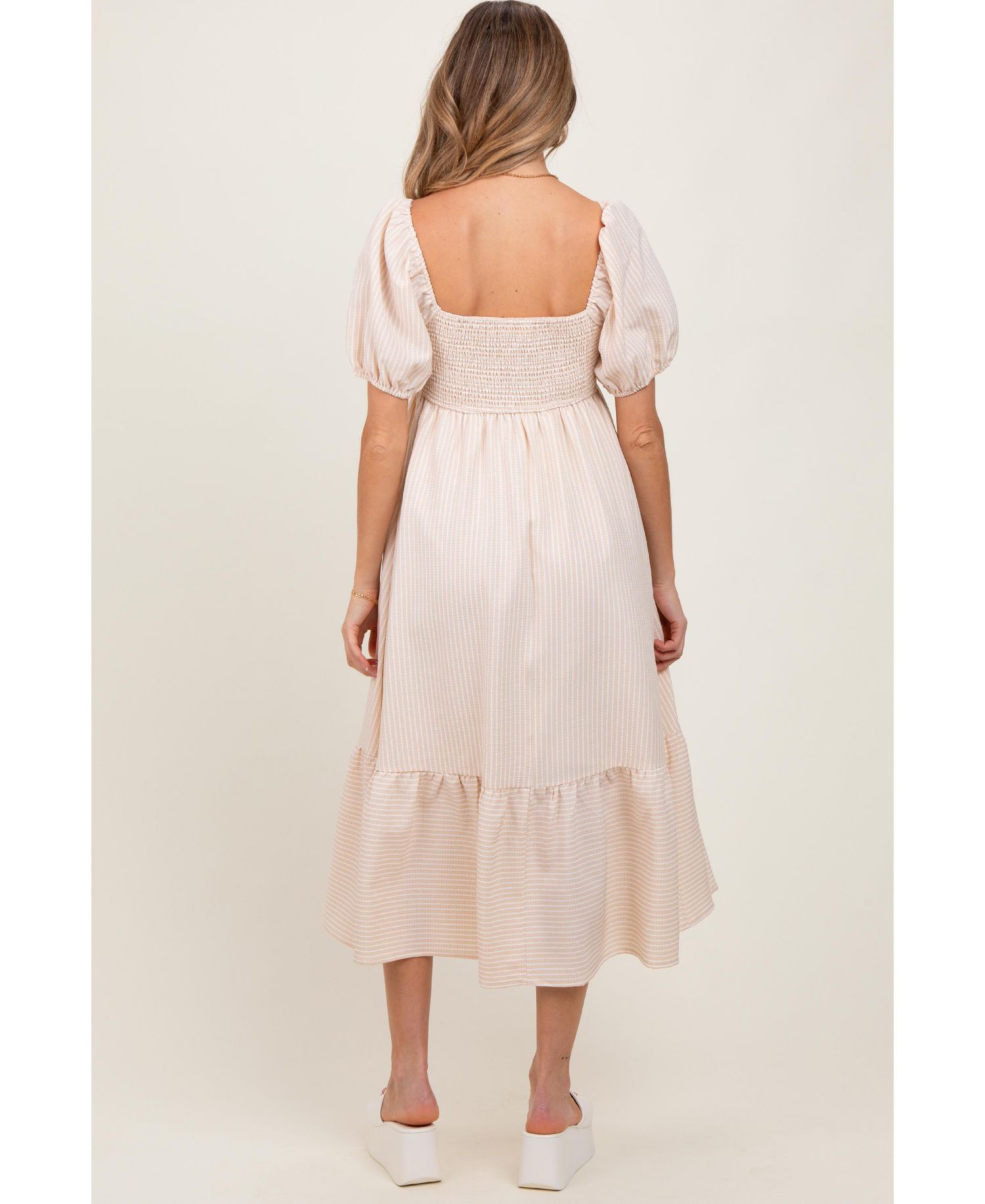 Women's Beige Sweetheart Stripe Smocked Back Midi Dress