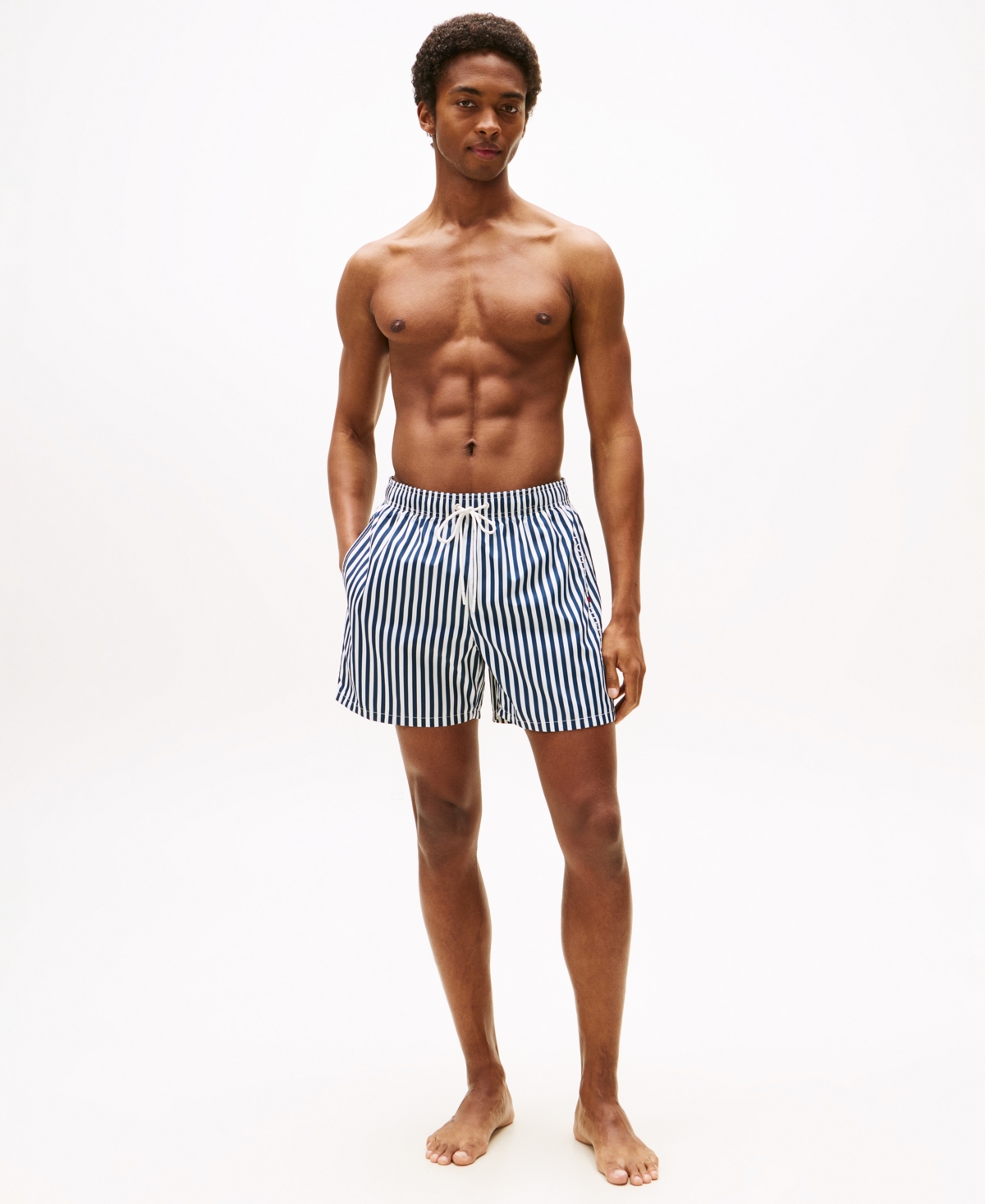 Tommy Hilfiger Men's Medium Length Drawstring 5" Swim Trunks In Black