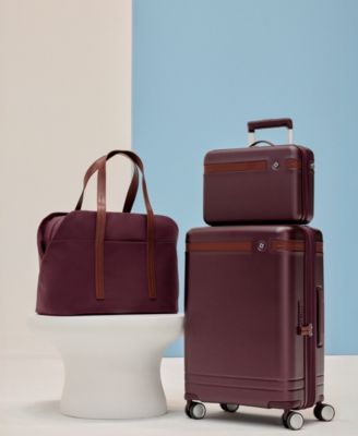 Virtuosa Expandable 21" Carry-On Spinner Luggage