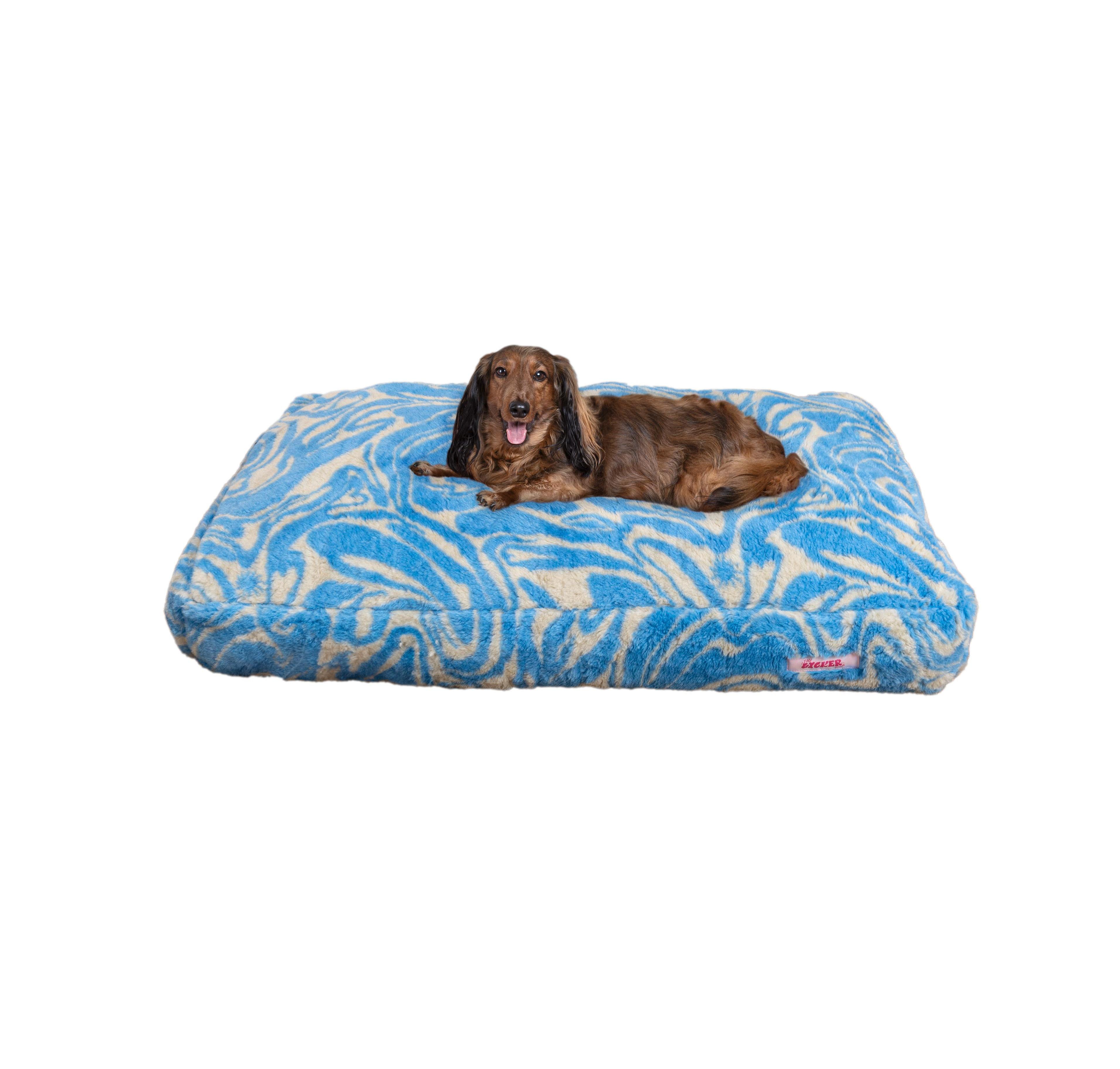 MabelDesigner Modern Ultra Soft Reversible Plush Rectangular Pet Bed with Washable Cover