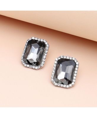 Women's Black  Stone Stud Earrings
