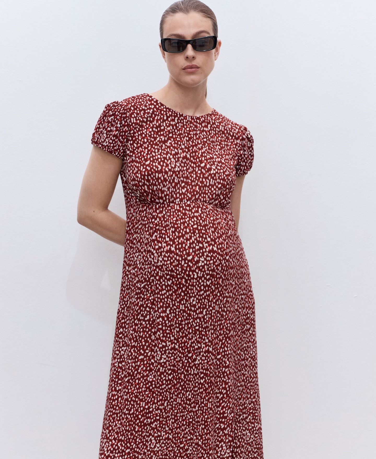 Женское платье Mango Floral-Print Maternity, цвет: Бордовый — фото 2