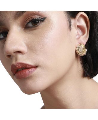 Pearl Seashell Stud Earrings