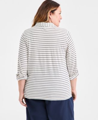 Plus Size Collared V-Neck Knit Top