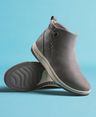 Cloudsteppers Women's Breeze Derby Wedge Booties