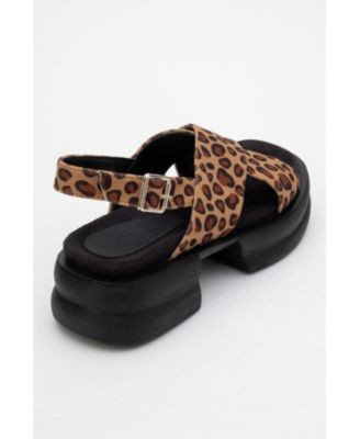 Lungo Cross Strap Wedge Sandal (Women)