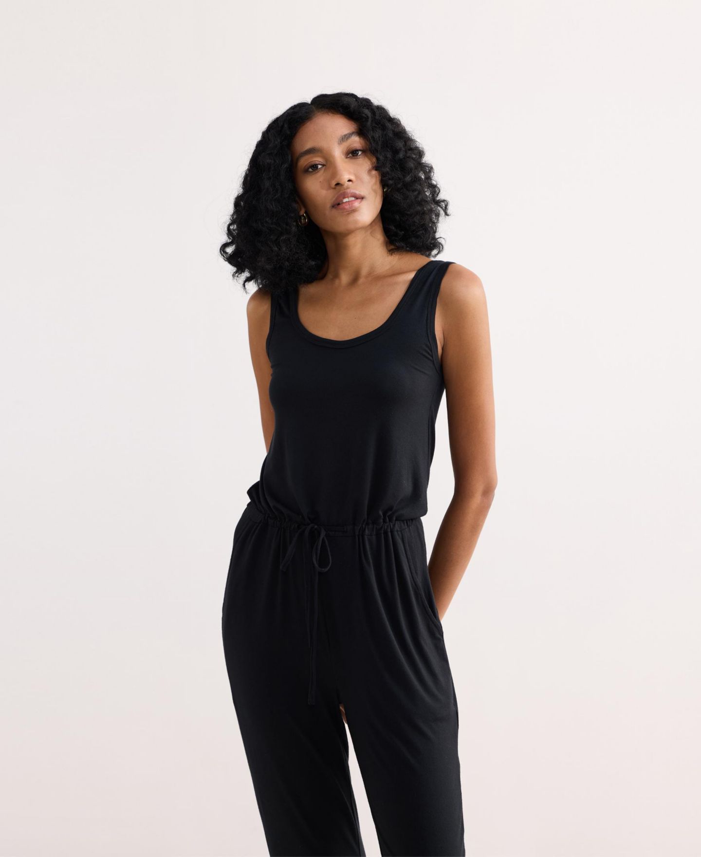 Женский комбинезон Reistor Relaxed Drawstring Jumpsuit in Black, цвет: Чёрный — фото 6