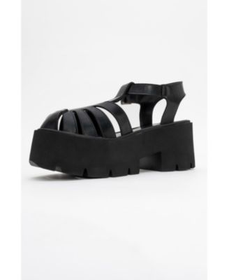 Verua Platform Sandal (Women)